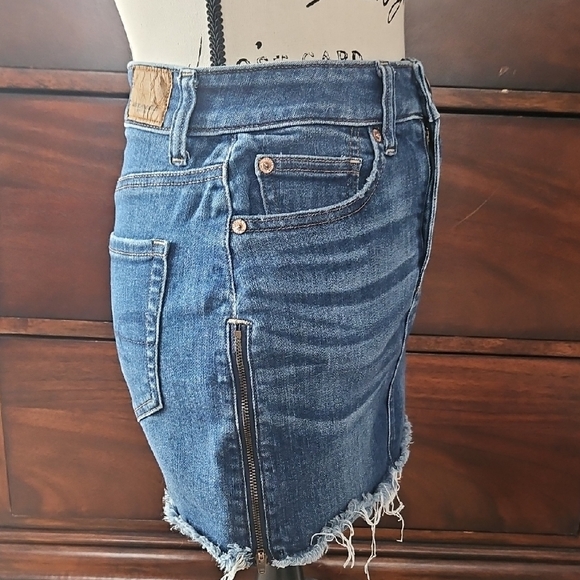 American Eagle Denim Mini Skirt - Picture 2 of 8